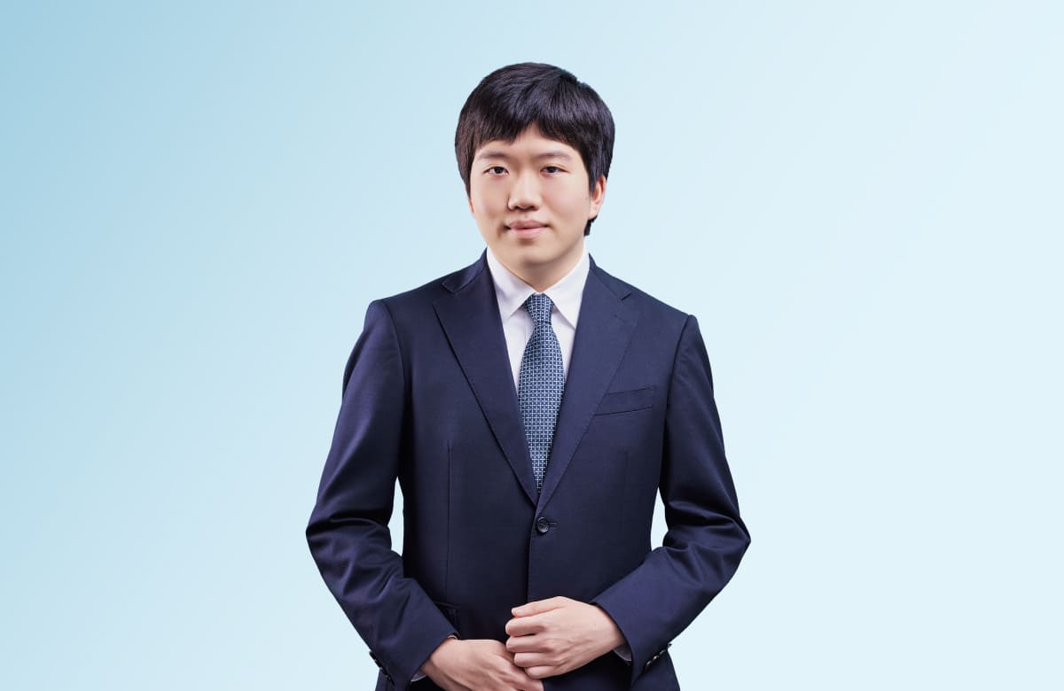 篠崎 慎一郎
